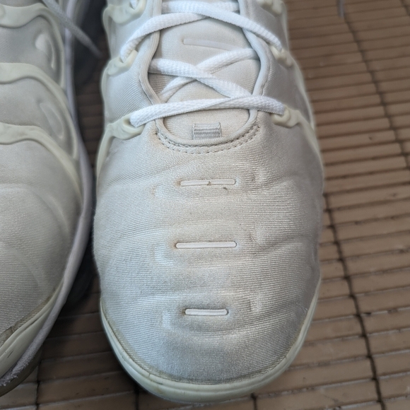 Nike Air Vapormax Plus #924453-100 in Triple White. Men\'s Sz 12 main image 4